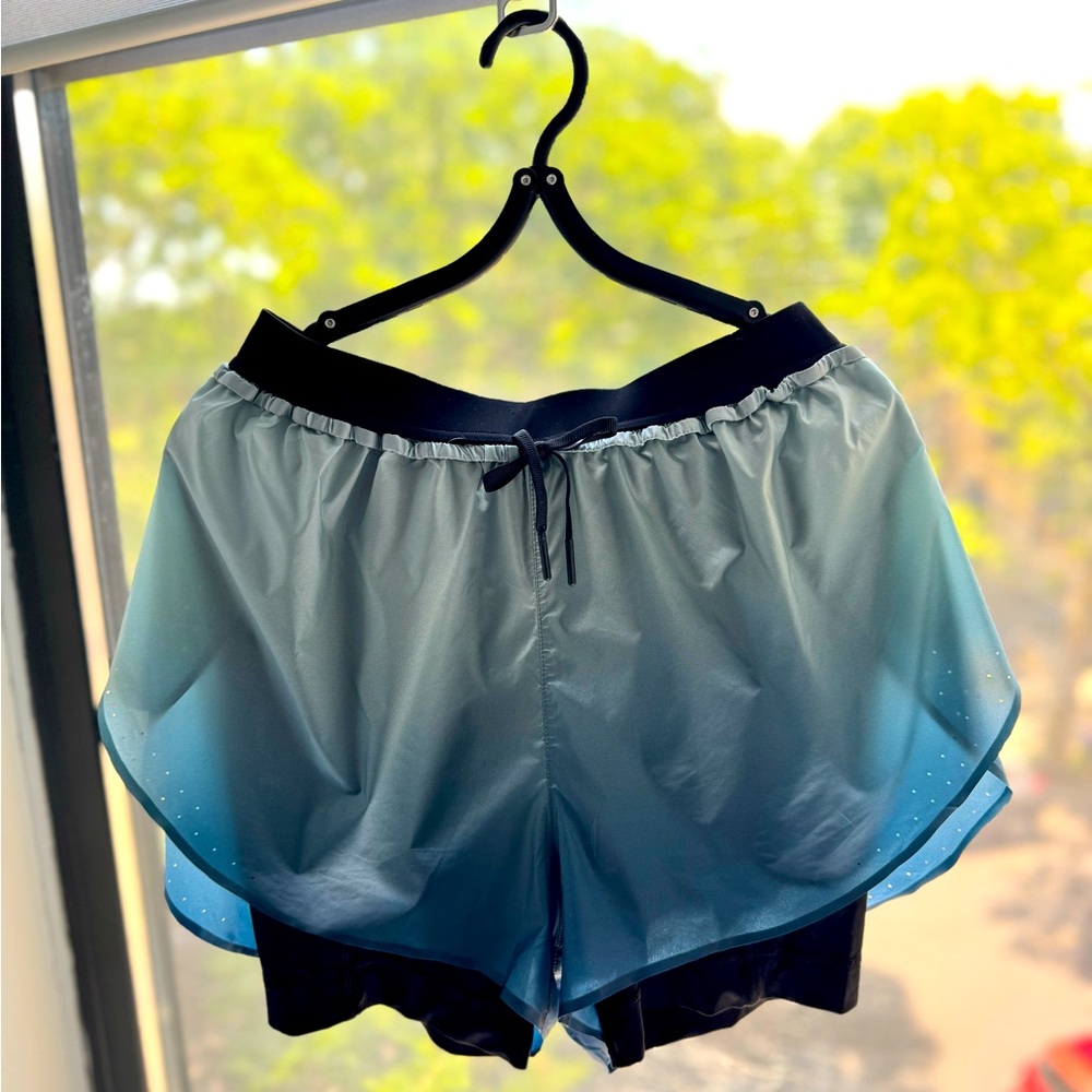 Lululemon Lab lined short